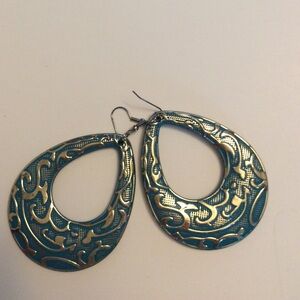 Earrings gold tone blue big loops bjr